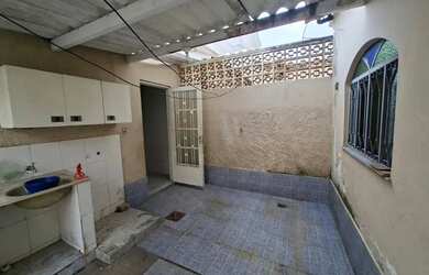 Imagem 4: Imóvel para venda possui 61 metros quadrados com 2 quartos em Morada da Granja - Barra Man