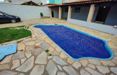 Imagem: A casa em condomínio possui 3 Dormitórios, 3 Banheiros, 3