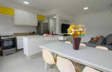 Imagem: O apartamento possui 3 Dormitórios, 1 Banheiro, 2 Vagas na