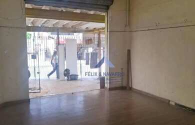 Imagem: O depósito possui 1 Vaga na garagem, 24m² de Área e está