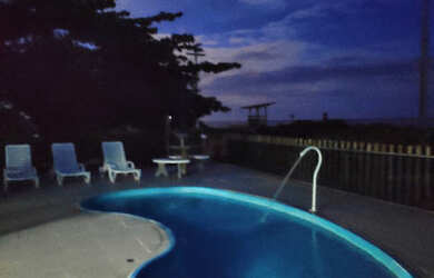 Imagem 14: Sta Cruz ES, temporada. Piscina, Churrasqueira, Varandae5 Vagas na garagem