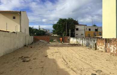 Imagem: O terreno possui 363m² de Área e está localizado em Neópolis