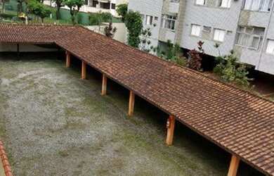 Imagem: O apartamento possui 1 Dormitório, 1 Banheiro, 2 Vagas na garagem