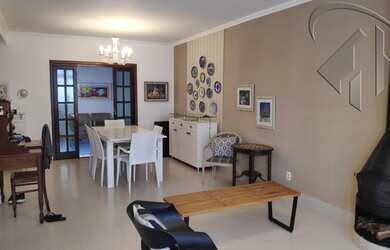 Imagem: A casa em condomínio possui 3 Dormitórios, 3 Banheiros, 2