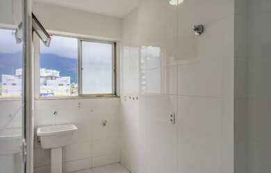 Imagem 16: Cadastro Imóveis vende apartamento alto padrão no Leblon