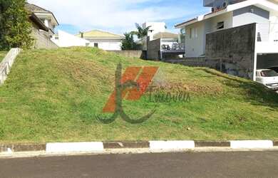 Imagem: O terreno possui 300m² de Área e está localizado em Pinheirinho