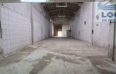 Imagem 6: Alugo amplo galpão em ótima localização em São Vicente