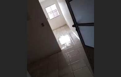 Imagem: A casa possui 2 Dormitórios, 2 Banheiros, 3 Vagas na garagem