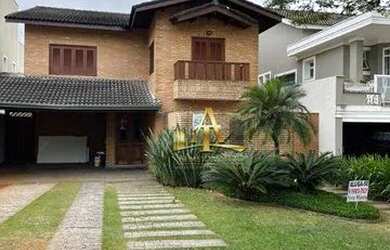 Imagem: A casa em condomínio possui 4 Dormitórios, 5 Banheiros, 4