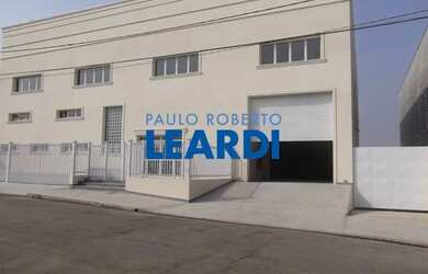 Imagem: O depósito possui 1444m² de Área e está localizado em Jardim