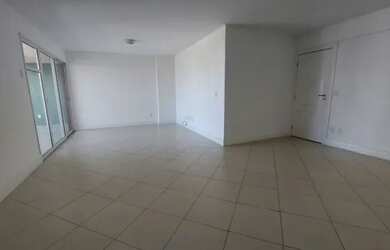 Imagem: O apartamento possui 3 Dormitórios, 5 Banheiros, 2 Vagas na