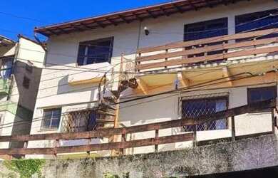Imagem: A casa em condomínio possui 3 Dormitórios, 2 Banheiros e 200m²