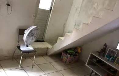 Imagem 2: Vendo casa na suburbana. 2 Banheirose2 Dormitórios