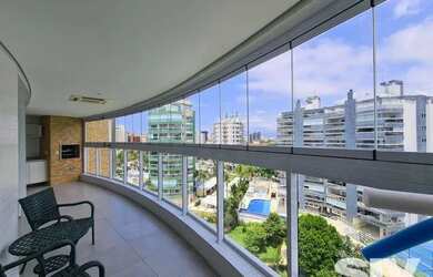 Imagem: O studio possui 1 Dormitório, 1 Banheiro, 1 Vaga na garagem