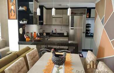 Imagem: O apartamento possui 2 Dormitórios, 1 Banheiro, 2 Vagas na