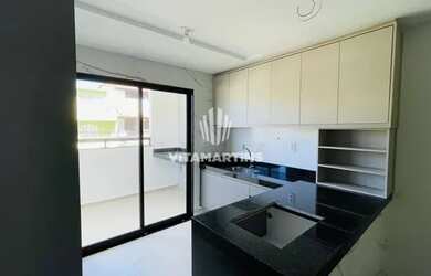 Imagem: O apartamento possui 2 Dormitórios, 2 Banheiros, 2 Vagas na