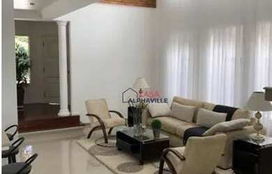 Imagem: A casa em condomínio possui 4 Dormitórios, 4 Banheiros, 4