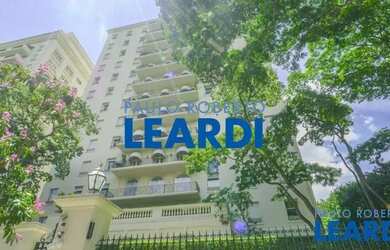 Imagem: O apartamento possui 4 Dormitórios, 4 Banheiros, 4 Vagas na