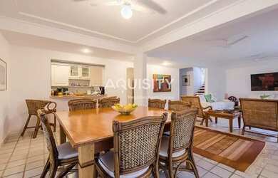 Imagem 3: Casa em Guarujá. Churrasqueira, Ar-condicionado, 300m² de Áreae1 Vaga...