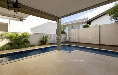 Imagem 15: Venda Casa com 320,00 metroQuadrado, 4 dormitório s , 2 vaga s . Swiss...