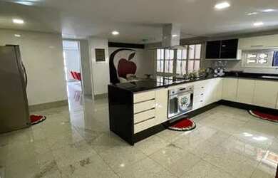 Imagem 6: Extraordinária Casa de Alto Padrão em Condomínio Fechado a Beira Mar...