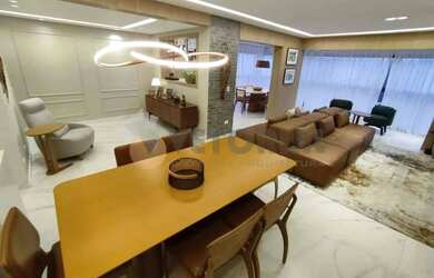 Imagem: O apartamento possui 3 Dormitórios, 1 Banheiro, 2 Vagas na