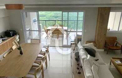 Imagem: O apartamento possui 4 Dormitórios, 5 Banheiros, 4 Vagas na