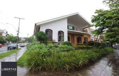 Imagem: Casa sobrado no bairro Chácara das Pedras de 6 dormitórios