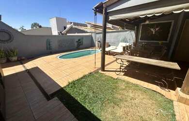 Imagem 8: Vendo excelente sobrado de 3 suítes com 260 m² de área construída