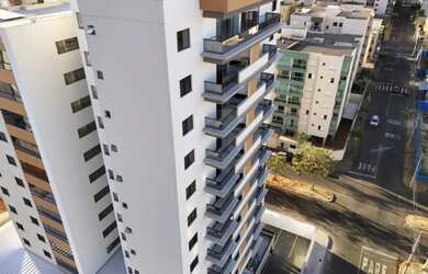 Imagem: O apartamento possui 3 Dormitórios, 2 Banheiros, 2 Vagas na