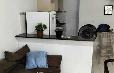 Imagem: A casa possui 2 Dormitórios, 1 Banheiro, 55m² de Área e Imóvel