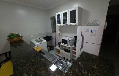 Imagem: O apartamento possui 2 Dormitórios, 1 Banheiro, 49m² de Área