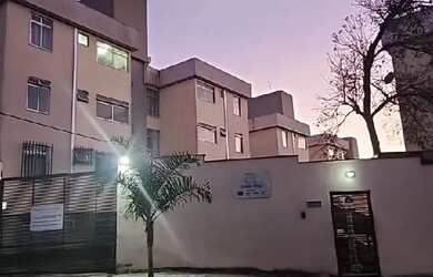 Imagem: O apartamento possui 2 Dormitórios, 1 Banheiro, 42m² de Área