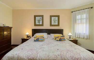 Imagem 14: MARAVILHOSA CASA À VENDA NO BAIRRO SANTA FELICIDADE COM TERRENO DE 2.827,00...