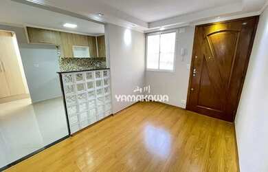 Imagem: O apartamento possui 2 Dormitórios, 1 Banheiro, 1 Vaga na garagem