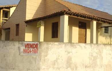 Imagem: A casa possui 2 Dormitórios, 1 Banheiro, 1 Vaga na garagem