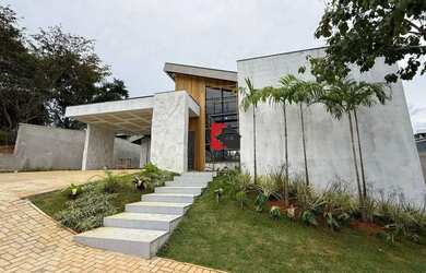 Imagem: A casa em condomínio à venda possui 4 Dormitórios, 4 Banheiros