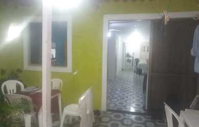 Imagem: A casa possui 2 Dormitórios, 1 Banheiro, 85m² de Área e