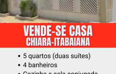 Imagem: A casa possui 5 Dormitórios, 4 Banheiros e 2 Vagas na garagem