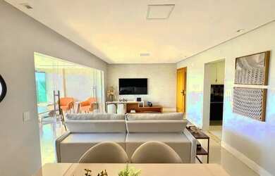 Imagem 2: Parque Tropical Alto padrão, 4 suítes, 3 vagas e vista lagoa