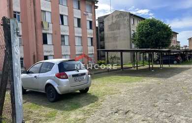 Imagem: O apartamento possui 2 Dormitórios, 1 Banheiro, 1 Vaga na garagem