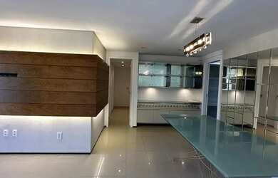 Imagem: O apartamento possui 3 Dormitórios, 4 Banheiros, 3 Vagas na