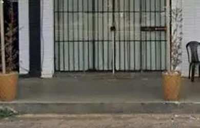 Imagem: O depósito possui 30m² de Área e está localizado em Plano