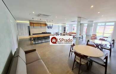 Imagem: O apartamento possui 1 Dormitório, 1 Banheiro, 1 Vaga na garagem