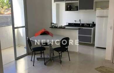 Imagem: O apartamento possui 2 Dormitórios, 2 Banheiros, 2 Vagas na