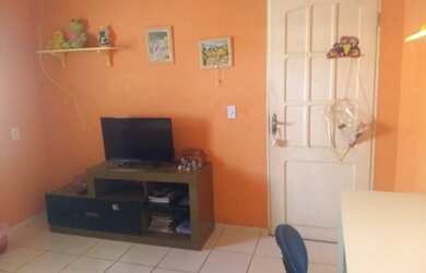 Imagem: A casa possui 3 Dormitórios, 1 Banheiro, 80m² de Área e está