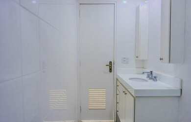 Imagem 11: Cadastro Imóveis vende apartamento alto padrão no Leblon