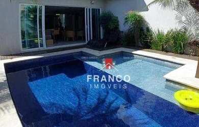 Imagem: A casa em condomínio possui 5 Dormitórios, 5 Banheiros, 5