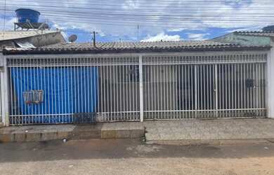 Imagem 2: Excelente casa QNP 15. 135m² de Área, 1 Vaga na garageme2 Dormitórios