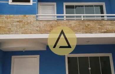 Imagem: A casa possui 4 Dormitórios, 3 Banheiros, 1 Vaga na garagem